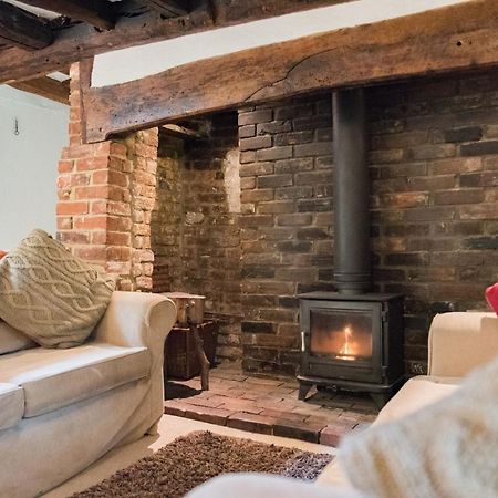 Walnut Tree Cottage By Bloom Stays Faversham Exterior photo
